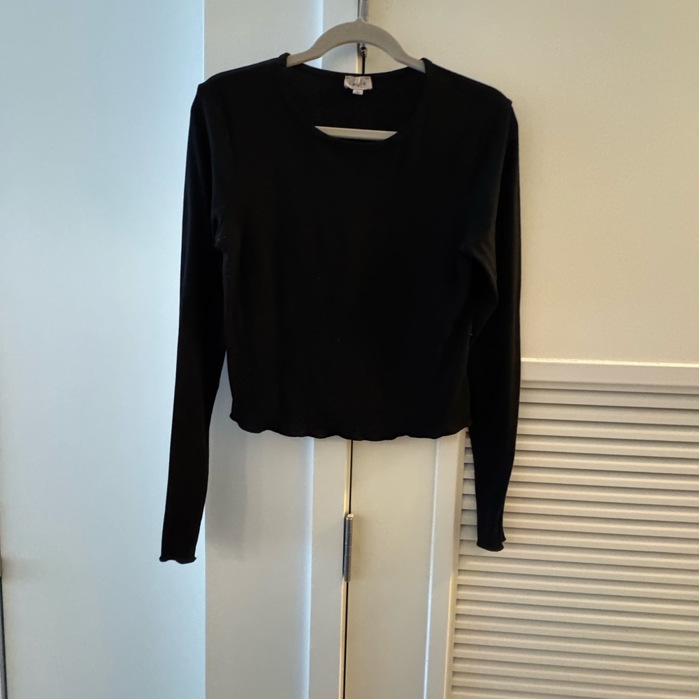 Lelis Black Ribbed Long Sleeve